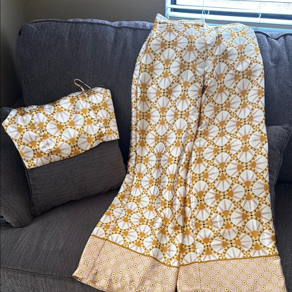 House of Harlow 1960 Yellow and White Wide Leg Pants